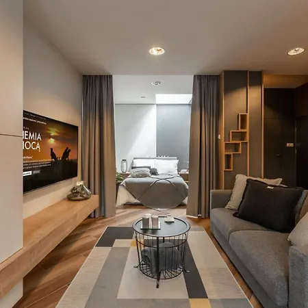 Bast 98 Klimatyzacja Ptak Szpital Matki Polki Mandoria Orientarium Hopalupa - Parking Bezplatny *