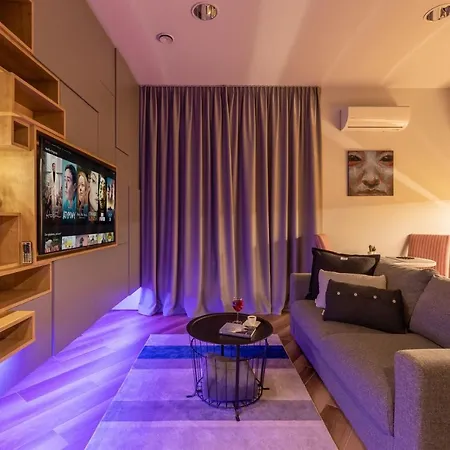 Bast 98 Klimatyzacja Ptak Szpital Matki Polki Mandoria Orientarium Hopalupa - Parking Bezplatny Łódź