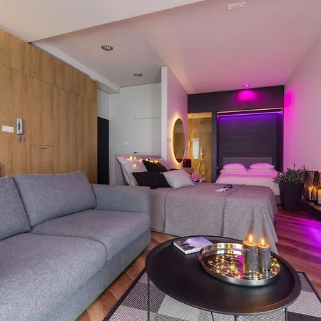 Bast 98 Klimatyzacja Ptak Szpital Matki Polki Mandoria Orientarium Hopalupa - Parking Bezplatny