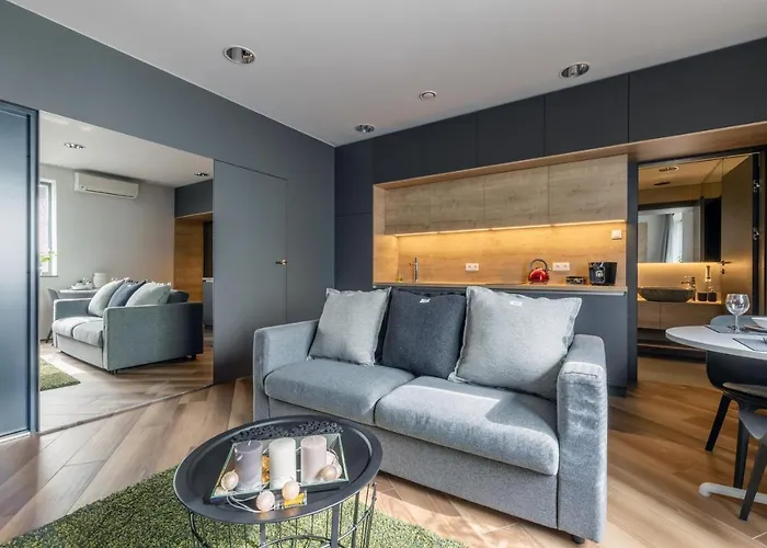 Bast 98 Klimatyzacja Ptak Szpital Matki Polki Mandoria Orientarium Hopalupa - Parking Bezplatny *