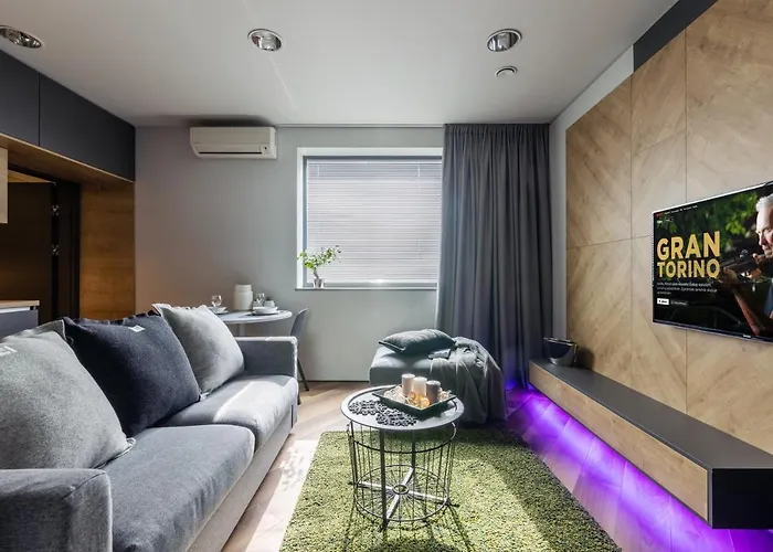 Bast 98 Klimatyzacja Ptak Szpital Matki Polki Mandoria Orientarium Hopalupa - Parking Bezplatny * Łódź